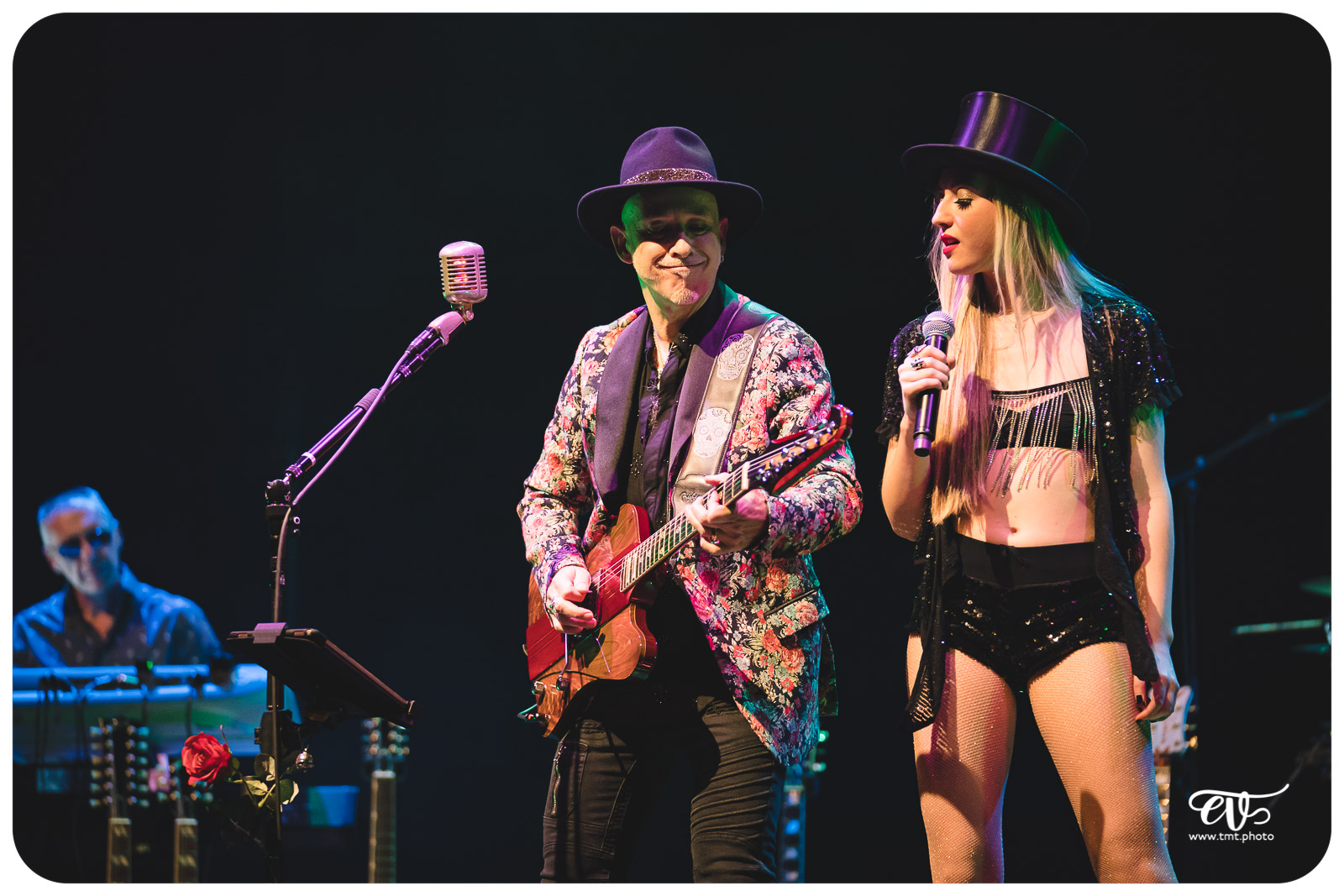 L'HISTOIRE DU ROCK EN 13 GUITARES